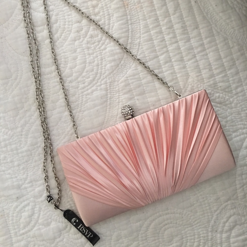 Charming Charlie | RSVP Crossbody - Light Pink